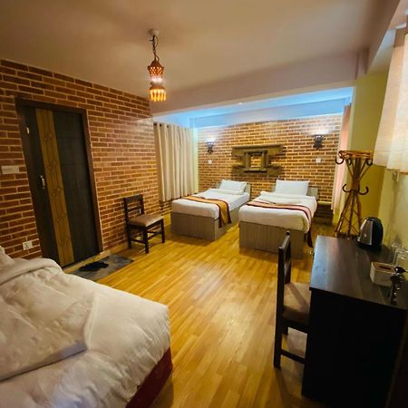 Hotel Durbar Side Bhatgoan Eksteriør bilde
